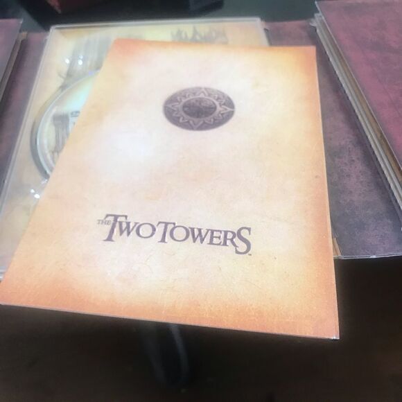 Lord of the Rings “The Two Towers” DVD set EUC - Picture 7 of 7